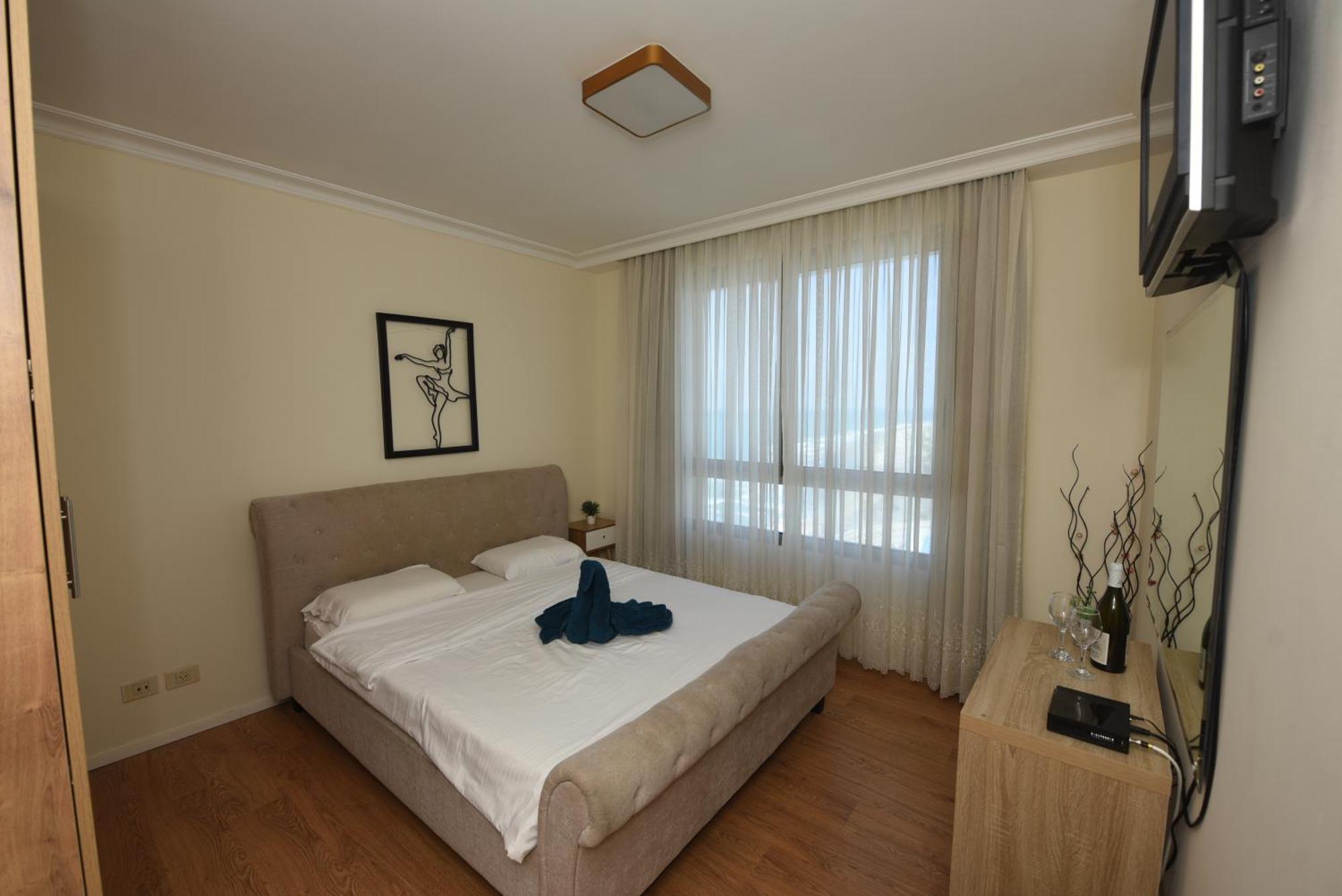 Haifa Almog Tower- "Blue Reef" Suite On The Sea Exterior foto