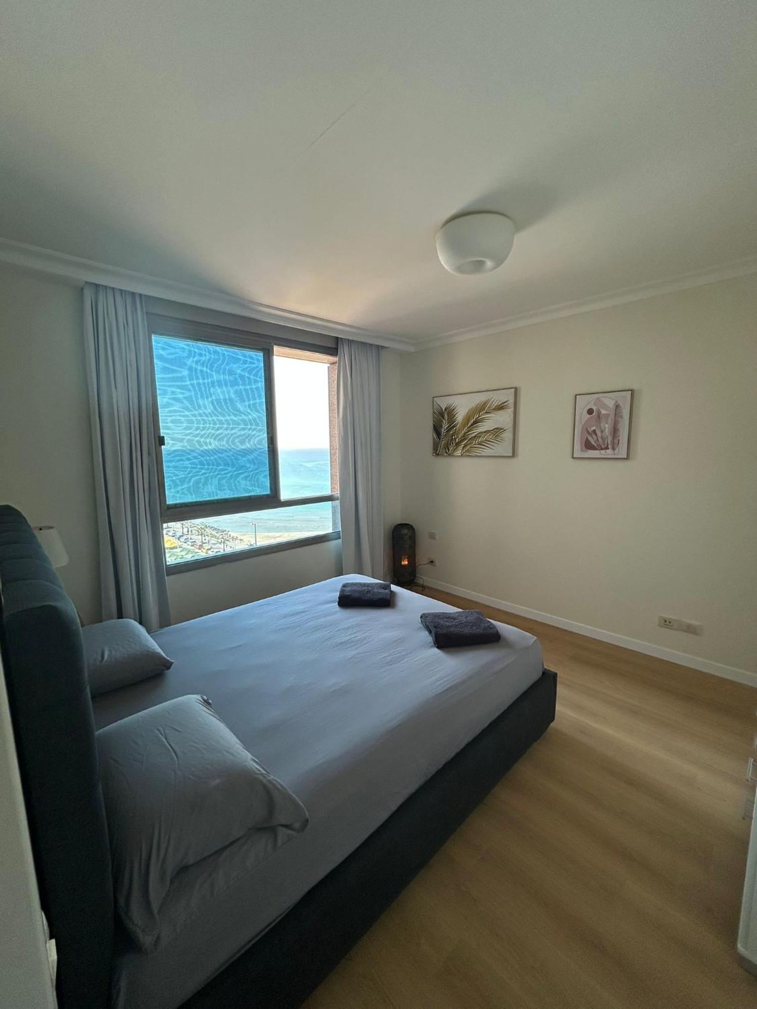 Haifa Almog Tower- "Blue Reef" Suite On The Sea Exterior foto